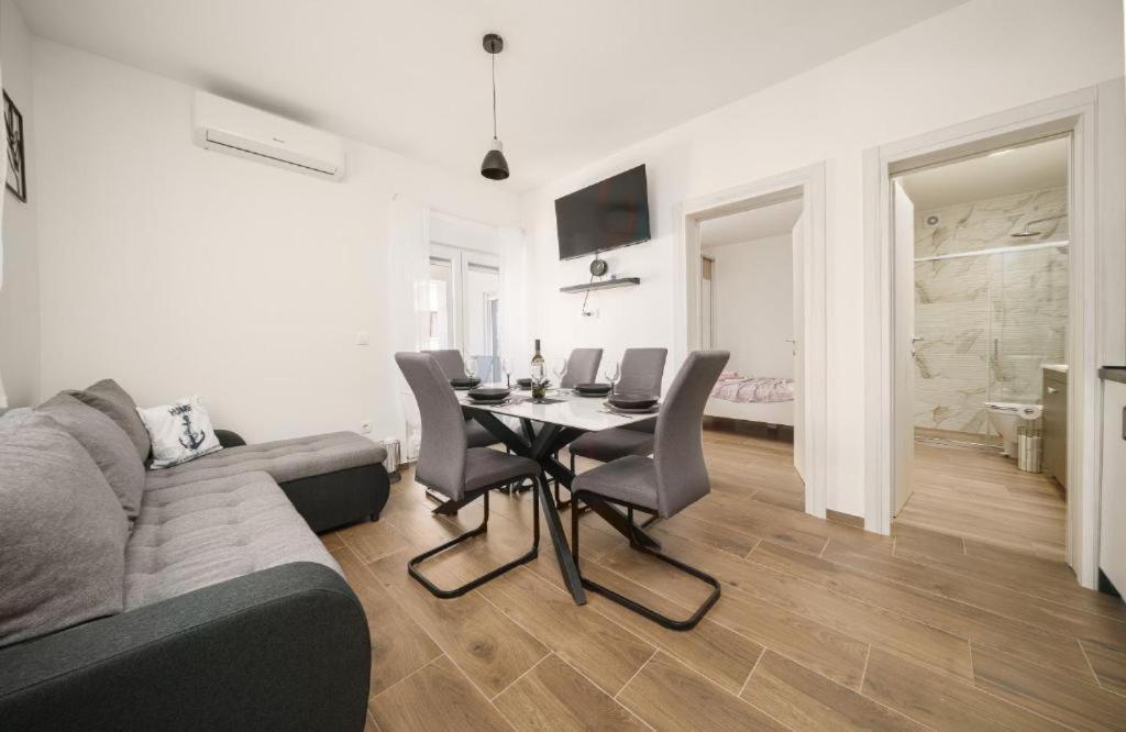 Apartment Stefanio Vodice Exterior photo