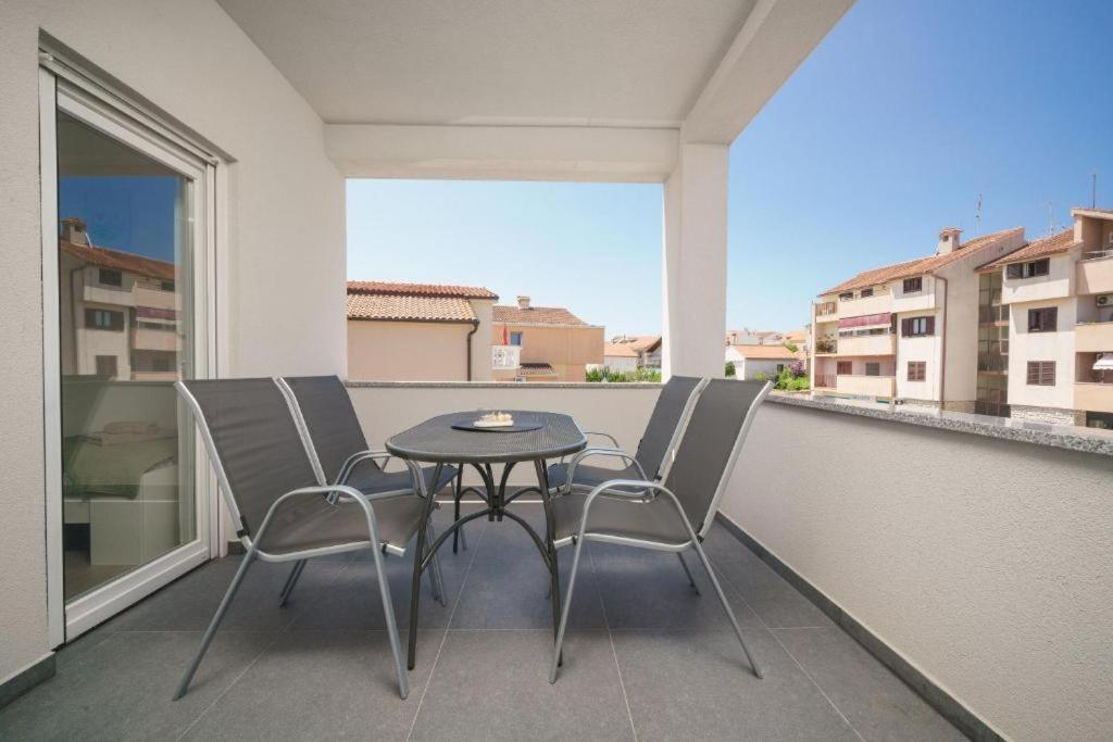 Apartment Stefanio Vodice Exterior photo