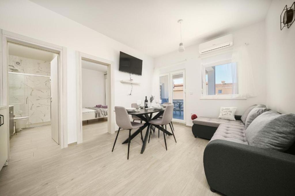 Apartment Stefanio Vodice Exterior photo