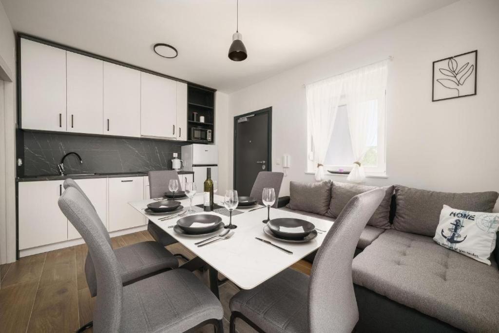 Apartment Stefanio Vodice Exterior photo